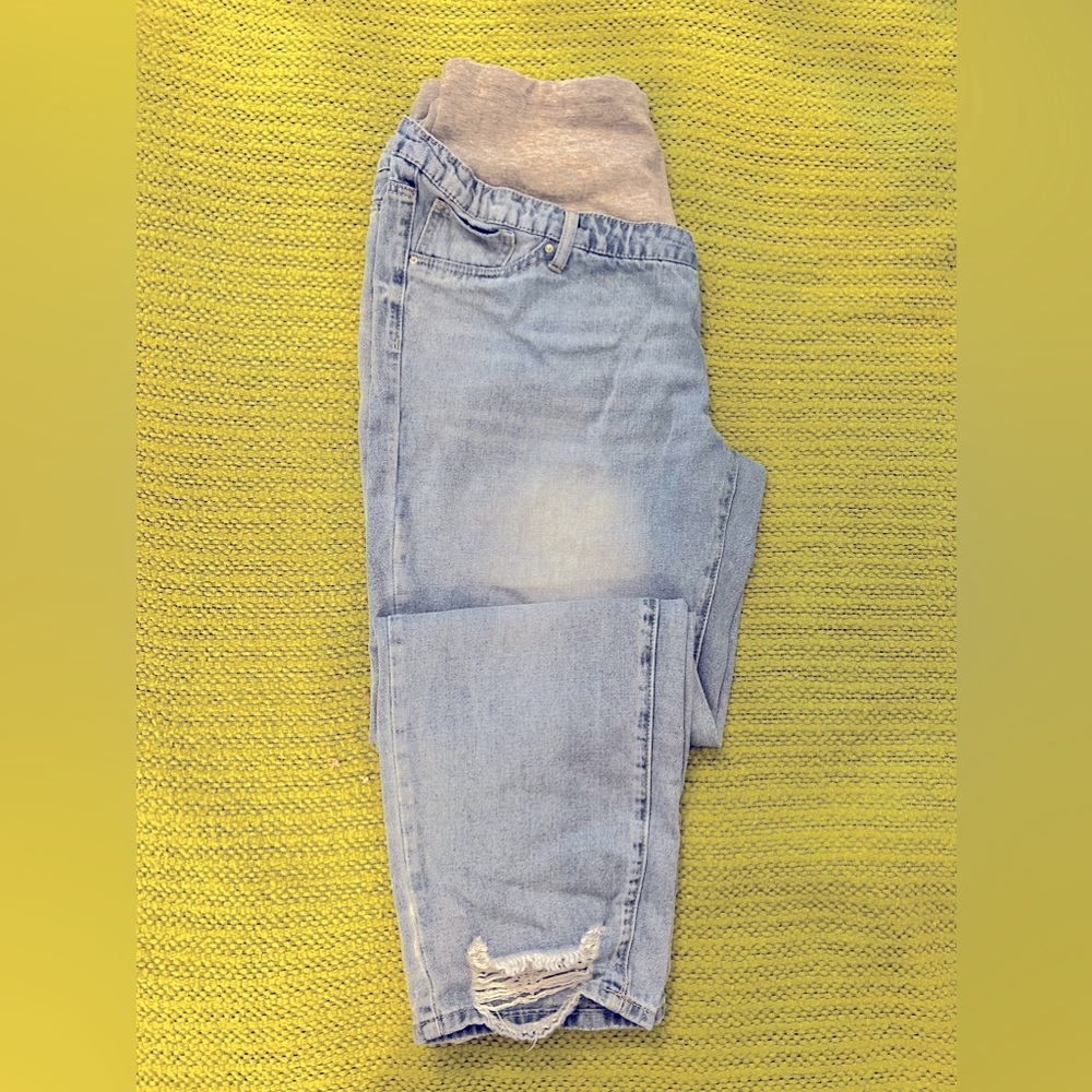 SHEIN low rise easy on jeans